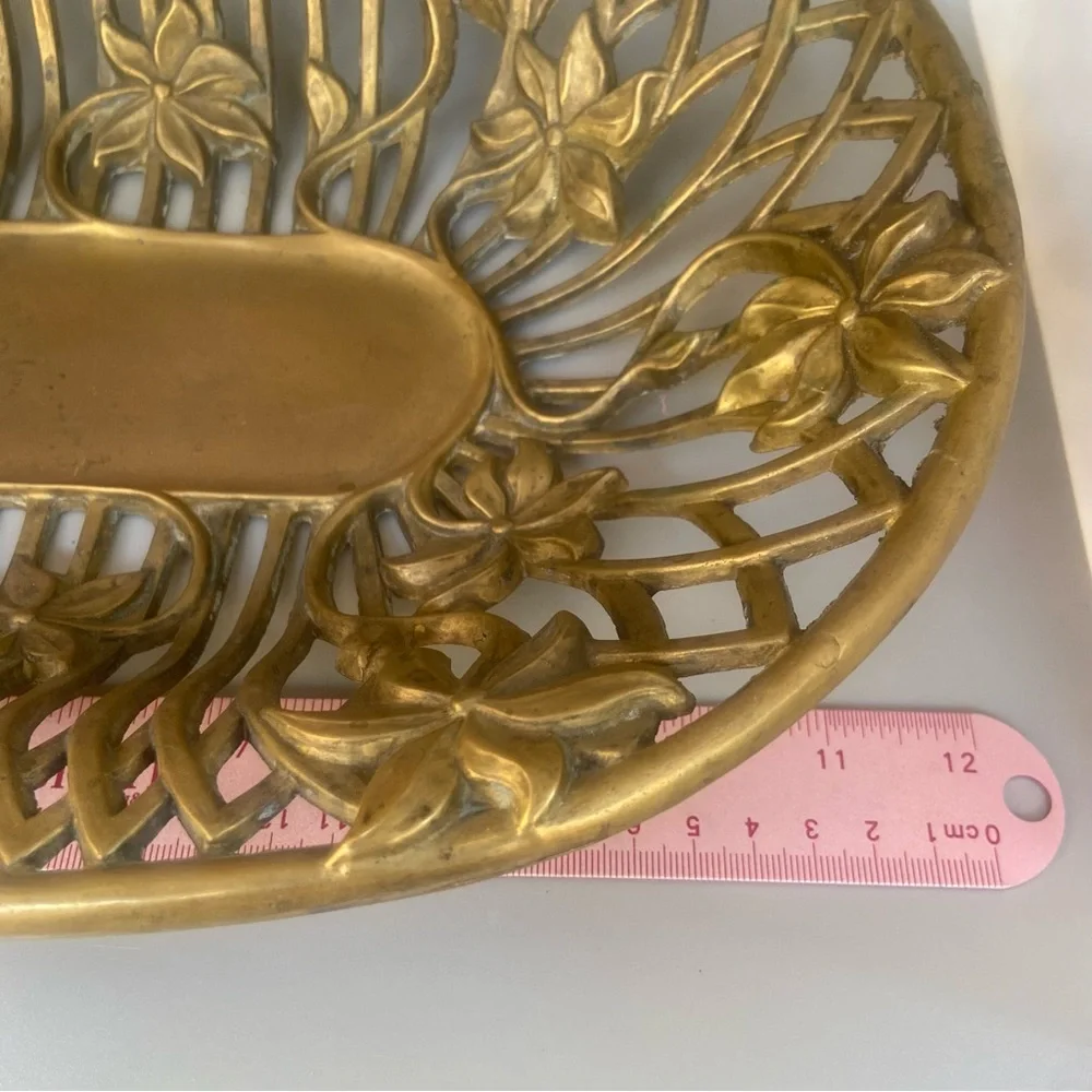Vintage Solid Brass Cutout Oval Basket Bowl w/ Flowers #7389 - Picture 5 of 6